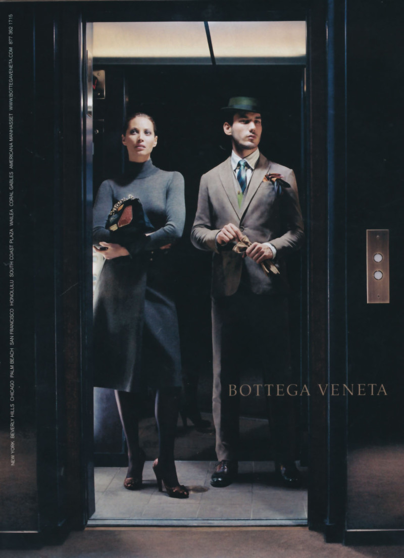 Christy Turlington featured in  the Bottega Veneta advertisement for Autumn/Winter 2005