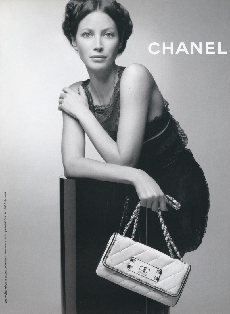 Christy Turlington featured in  the Chanel advertisement for Spring/Summer 2008