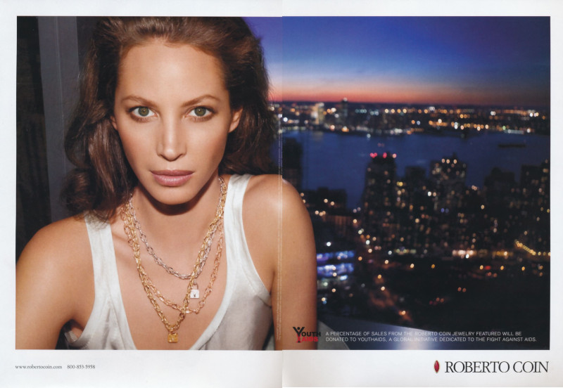 Christy Turlington featured in  the Roberto Coin advertisement for Autumn/Winter 2008