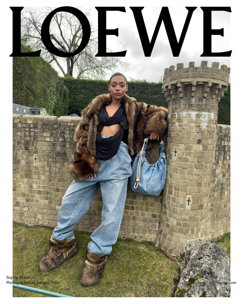 Loewe advertisement for Pre-Fall 2024