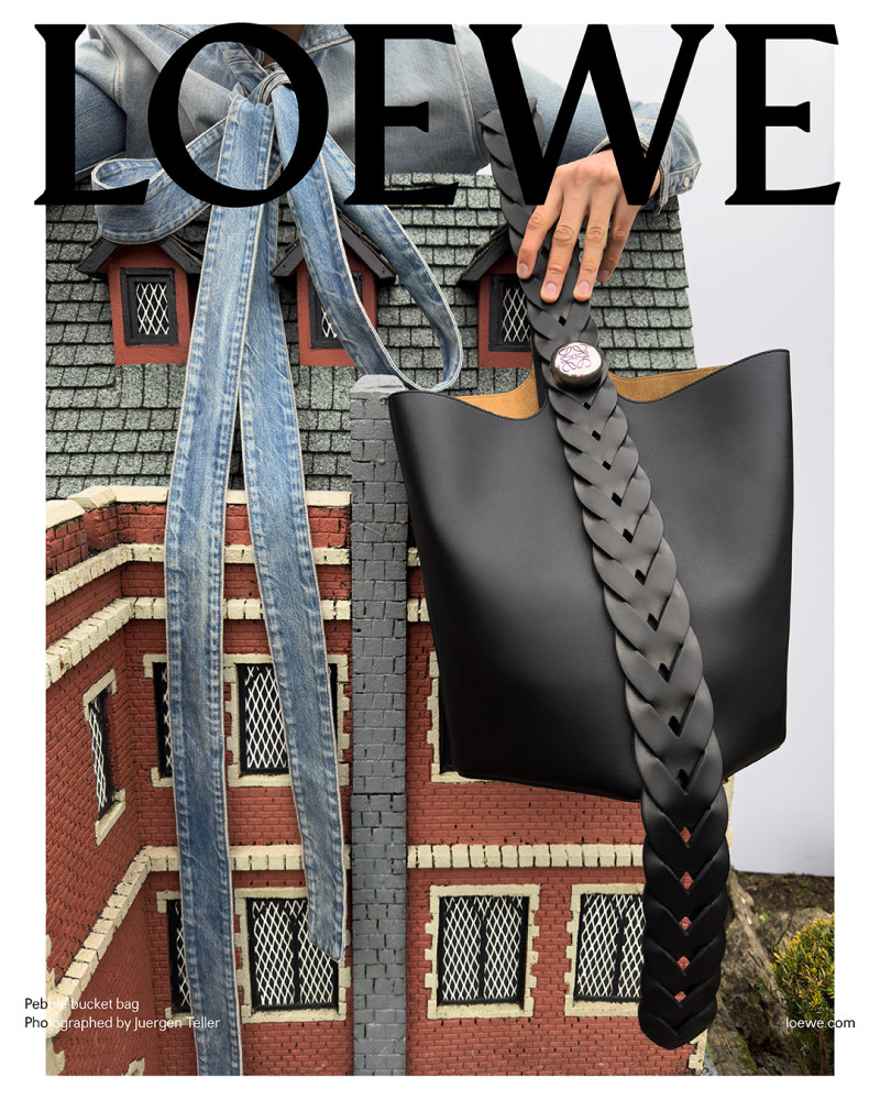 Loewe advertisement for Pre-Fall 2024