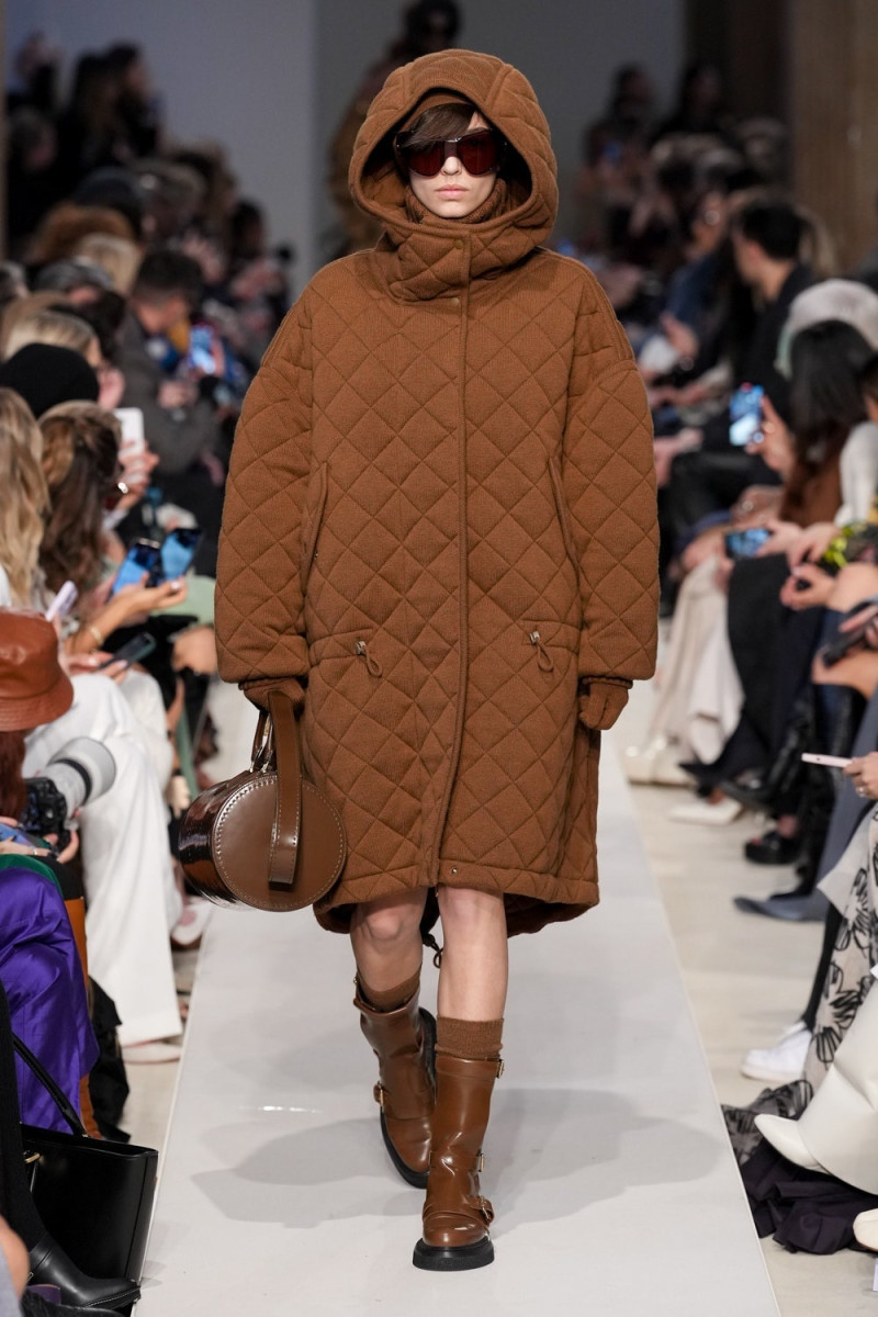 Max Mara fashion show for Autumn/Winter 2023