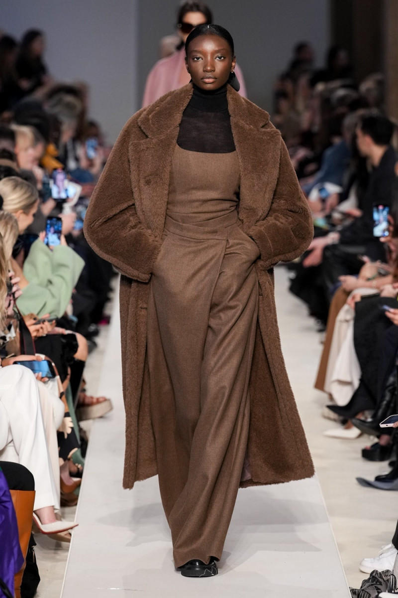 Max Mara fashion show for Autumn/Winter 2023