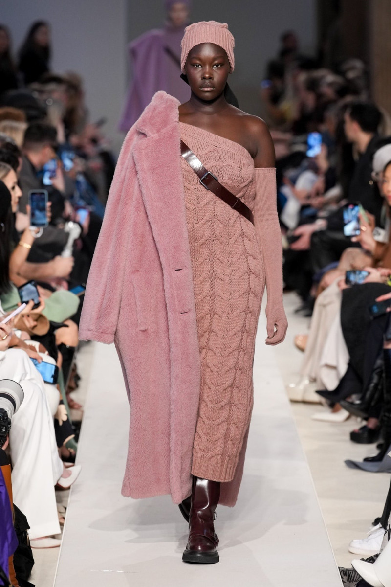 Max Mara fashion show for Autumn/Winter 2023