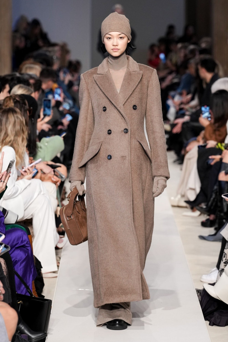 Max Mara fashion show for Autumn/Winter 2023