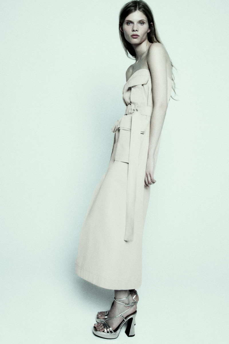 Ida Heiner featured in  the Zara lookbook for Pre-Fall 2023