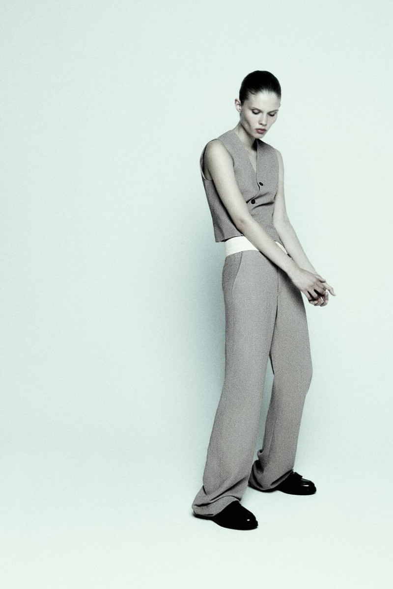 Ida Heiner featured in  the Zara lookbook for Pre-Fall 2023