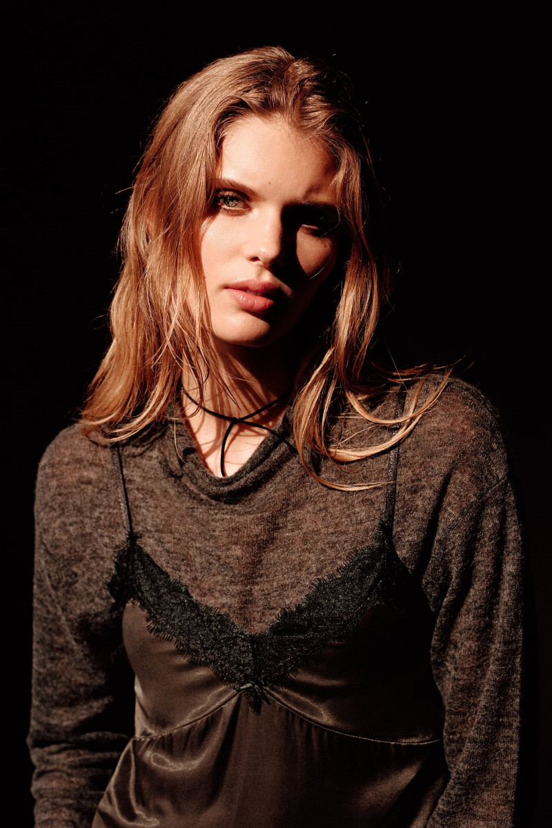 Ida Heiner featured in  the Zara advertisement for Winter 2023