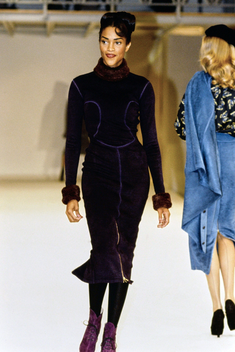 Veronica Webb featured in  the Alaia fashion show for Autumn/Winter 1991