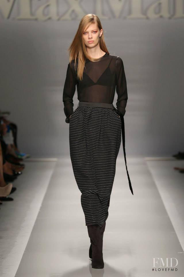 Lexi Boling featured in  the Max Mara fashion show for Spring/Summer 2015
