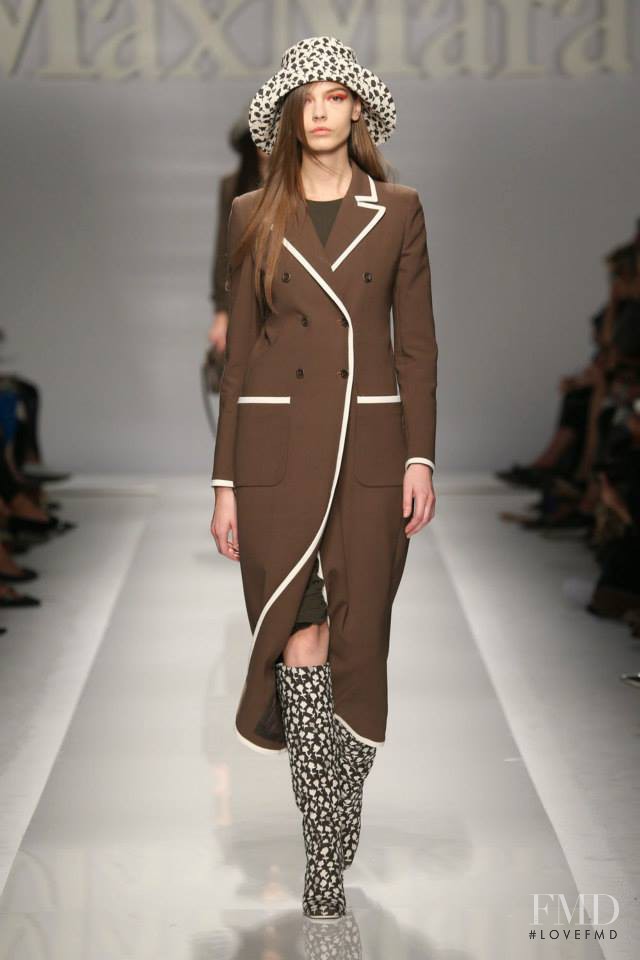Mina Cvetkovic featured in  the Max Mara fashion show for Spring/Summer 2015