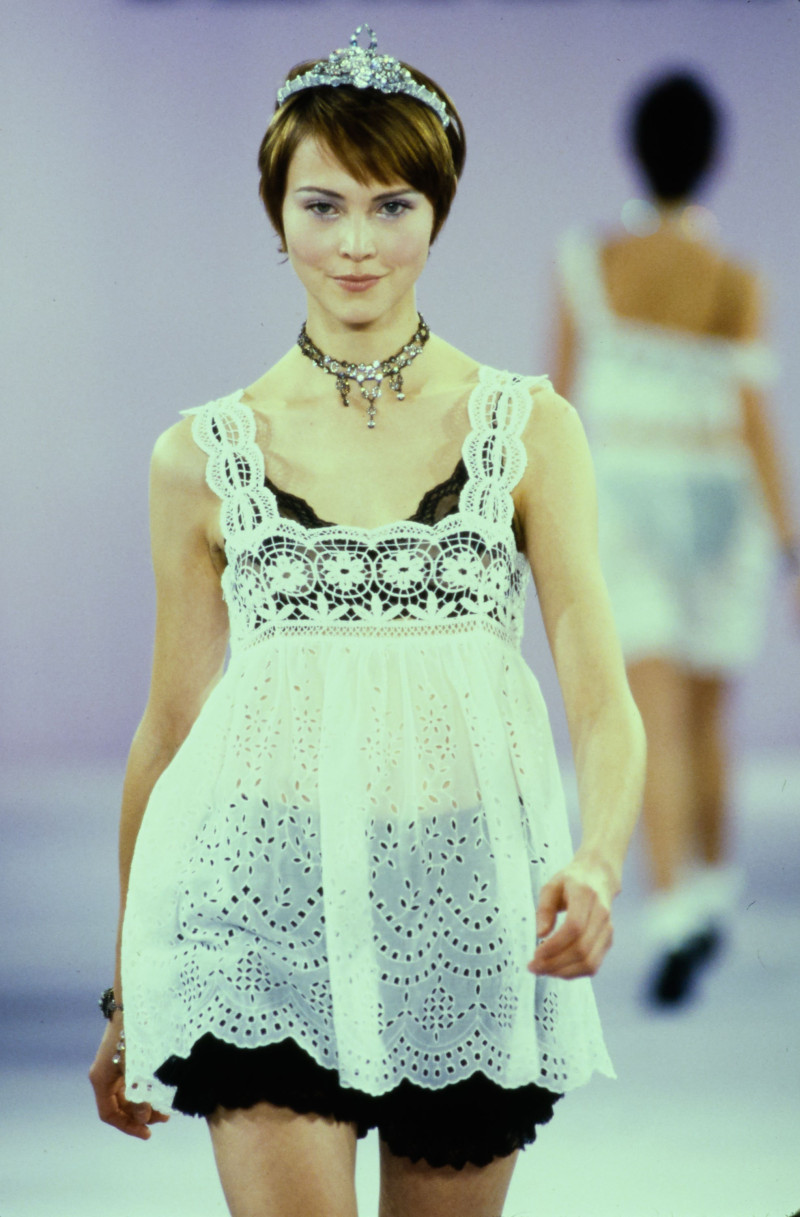 Anna Sui fashion show for Spring/Summer 1994