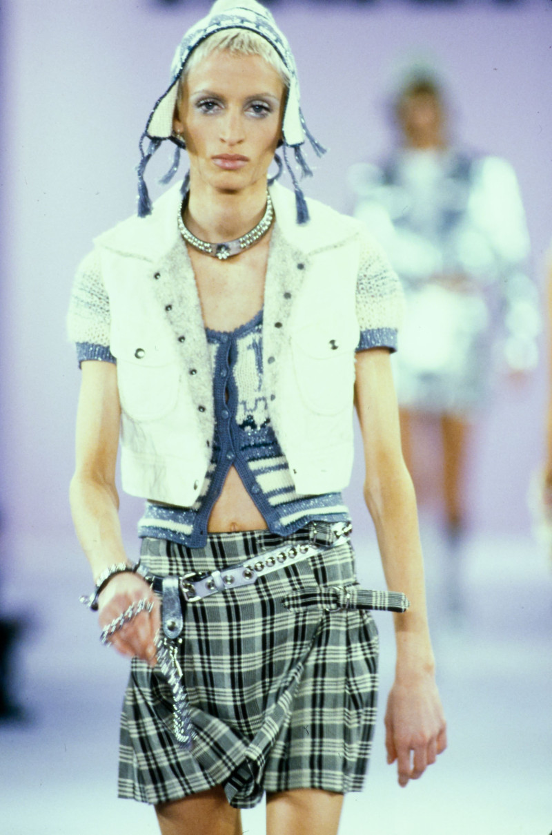 Anna Sui fashion show for Spring/Summer 1994