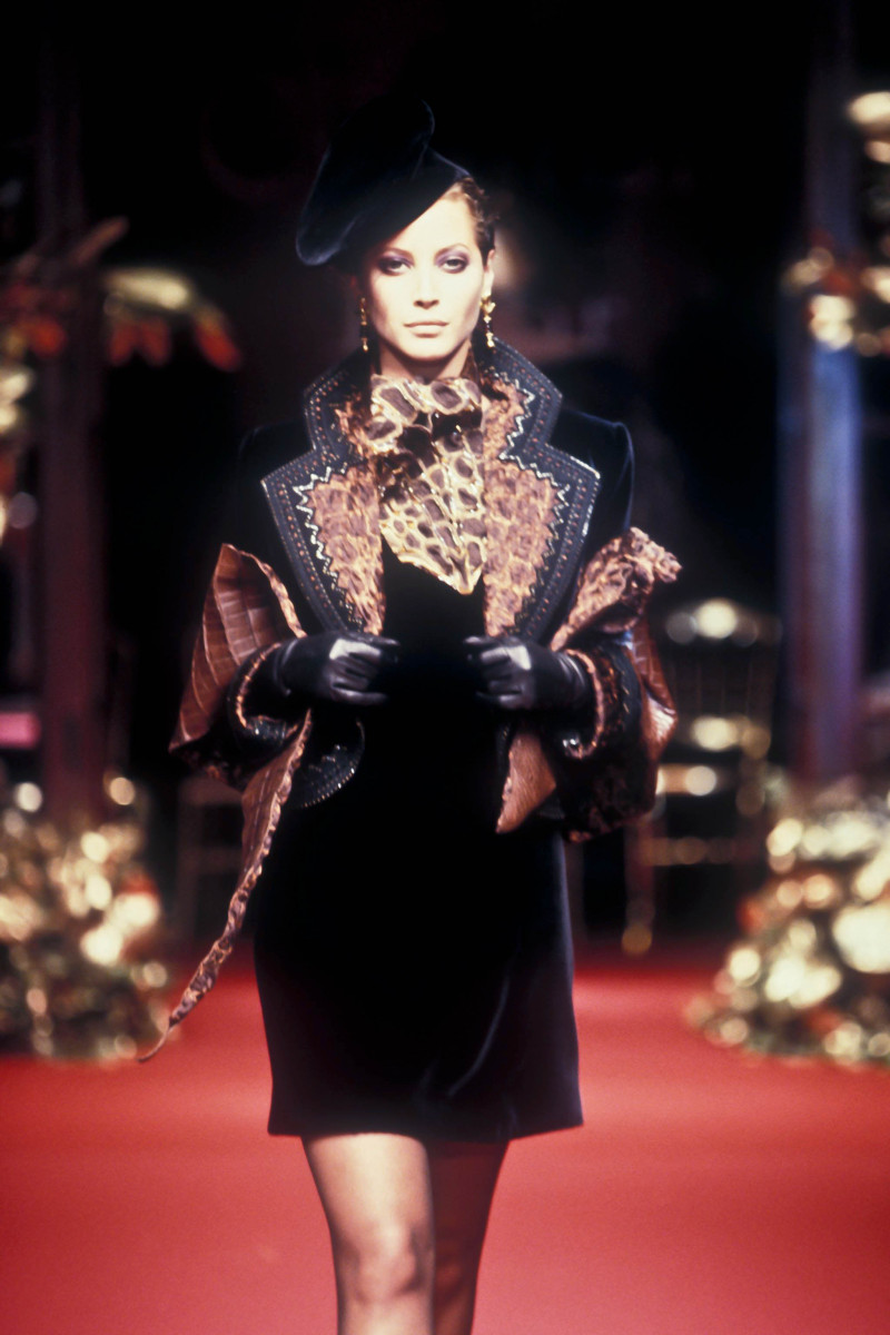 Christy Turlington featured in  the Christian Dior Haute Couture fashion show for Autumn/Winter 1994