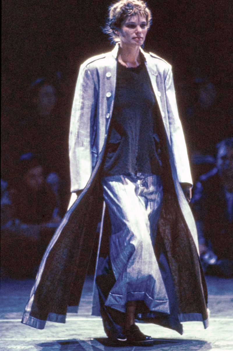Comme des Garçons fashion show for Autumn/Winter 1994