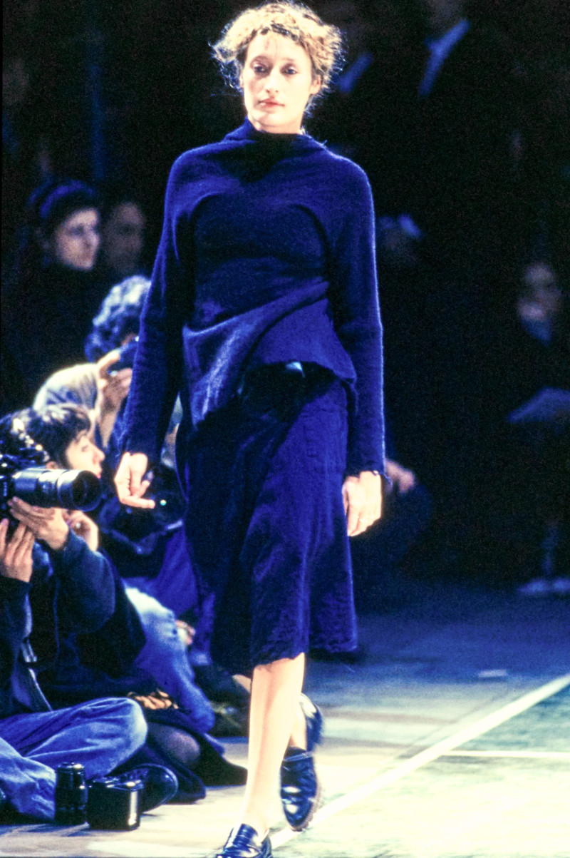 Comme des Garçons fashion show for Autumn/Winter 1994