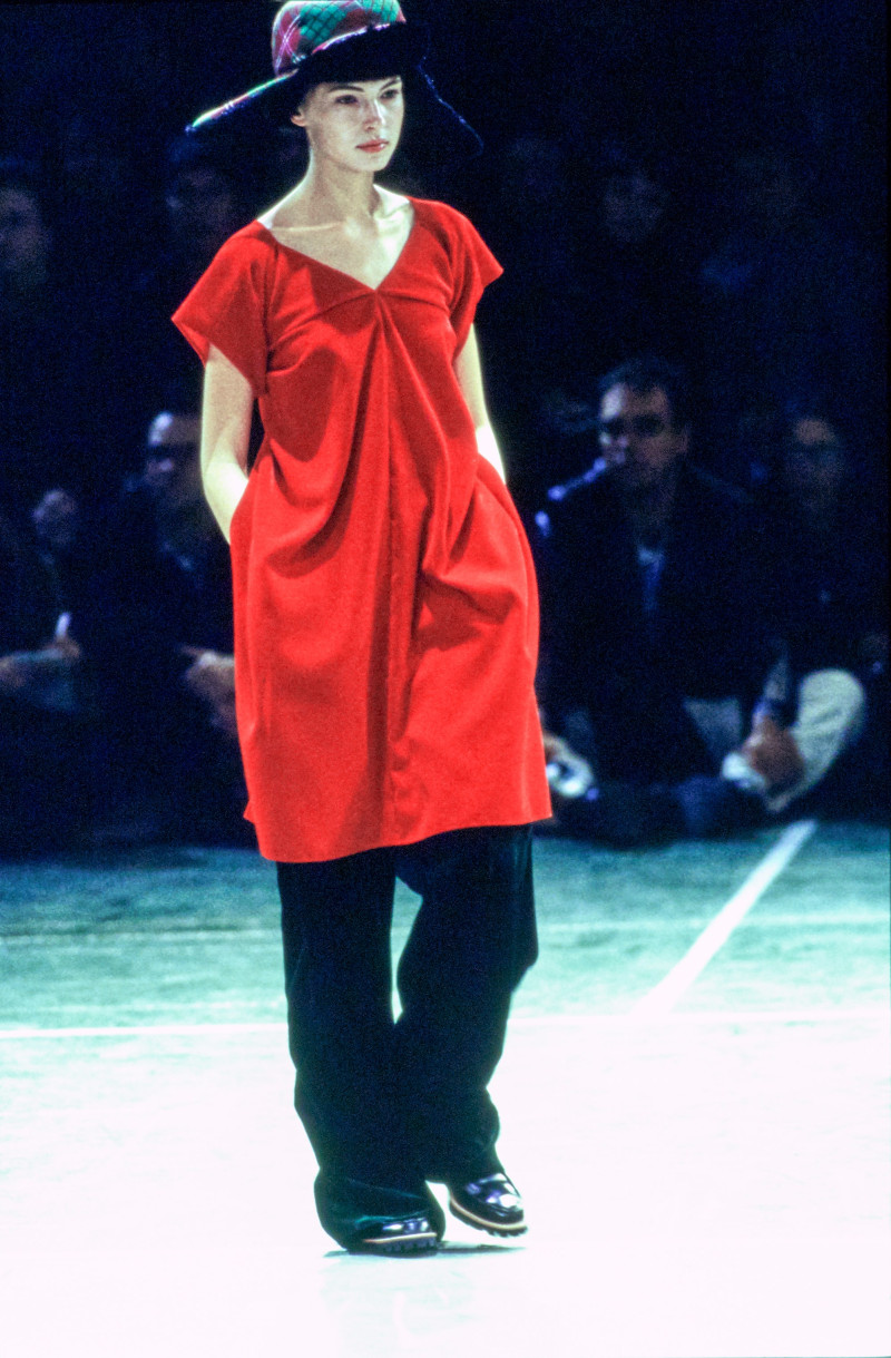 Comme des Garçons fashion show for Autumn/Winter 1994