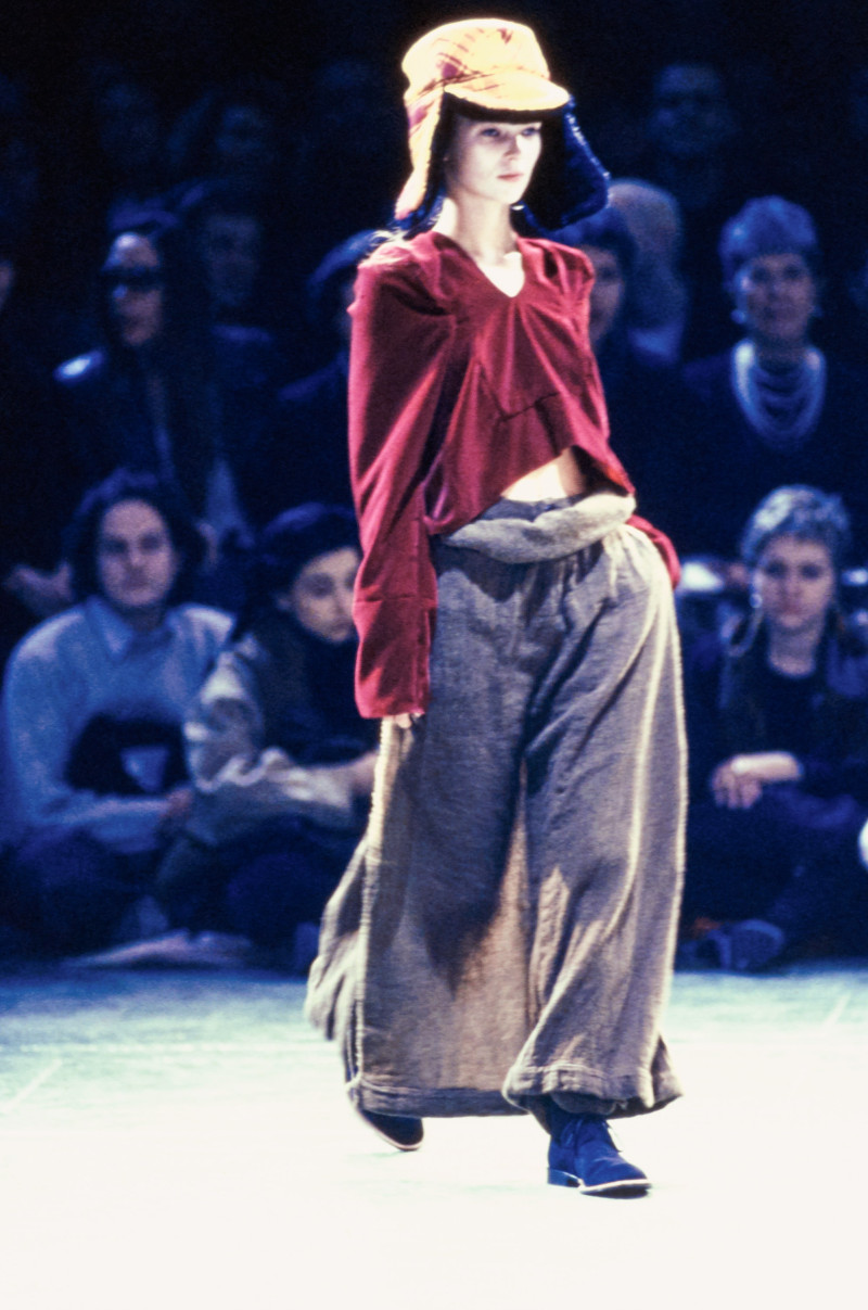 Comme des Garçons fashion show for Autumn/Winter 1994