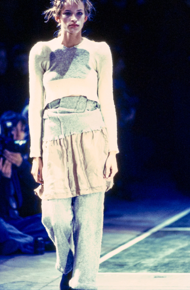 Comme des Garçons fashion show for Autumn/Winter 1994