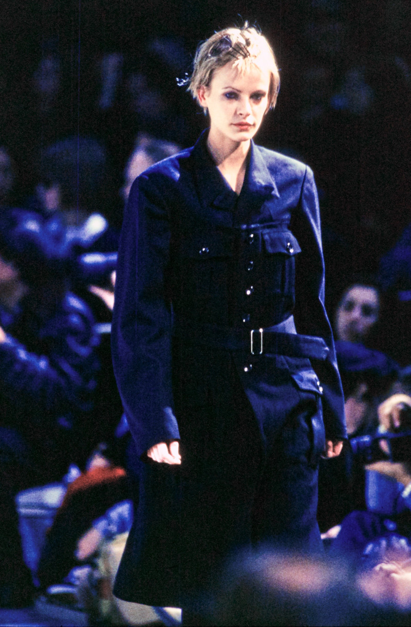 Comme des Garçons fashion show for Autumn/Winter 1994