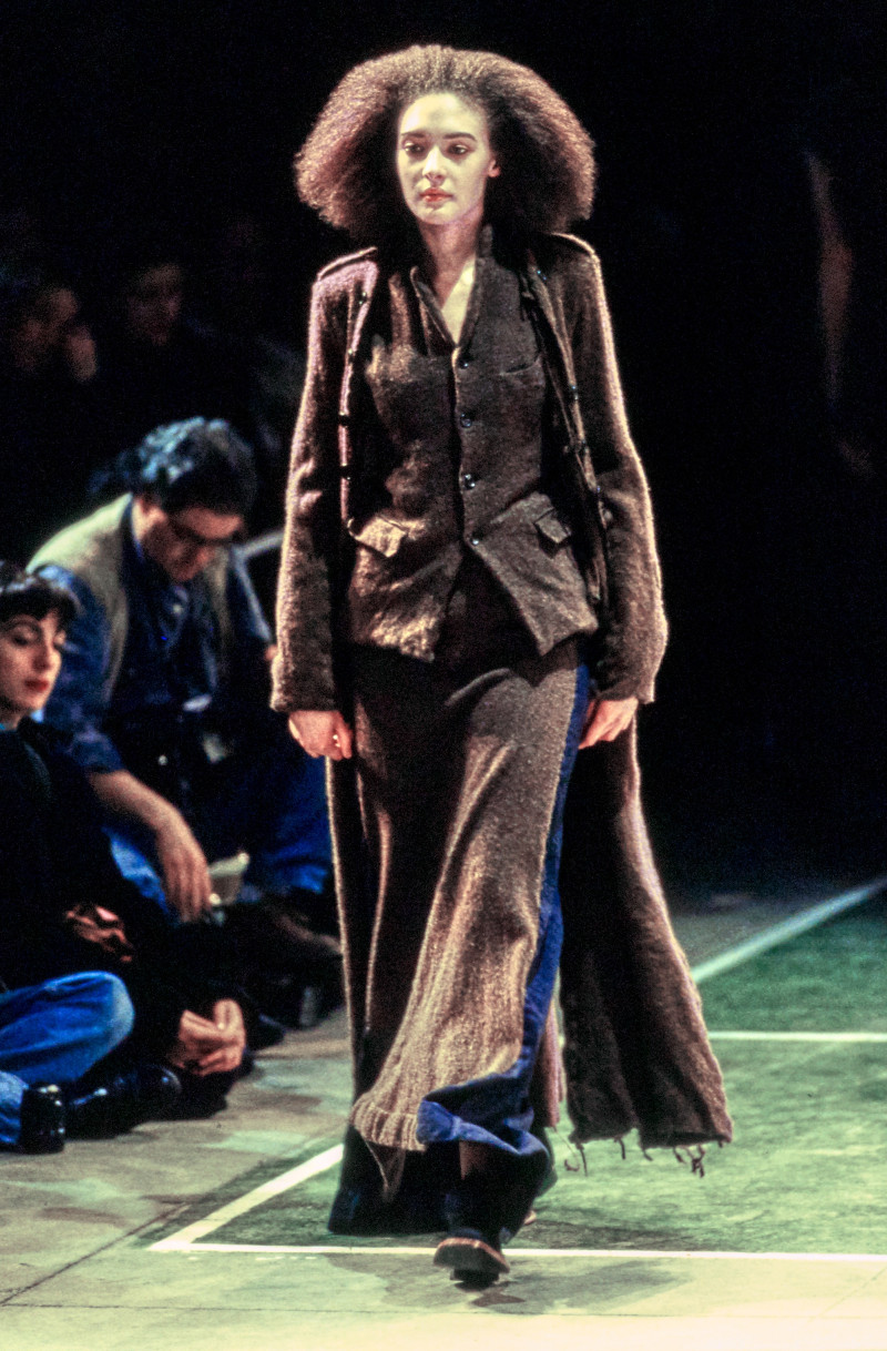 Comme des Garçons fashion show for Autumn/Winter 1994