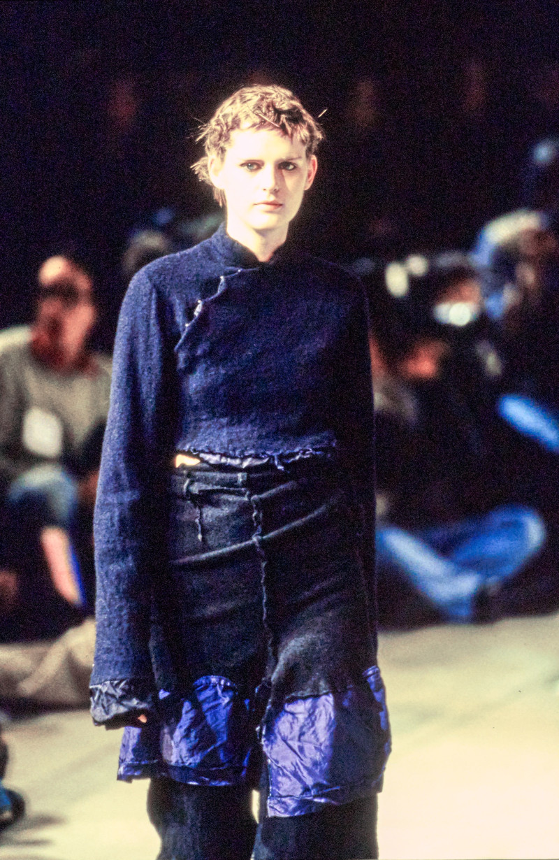 Comme des Garçons fashion show for Autumn/Winter 1994