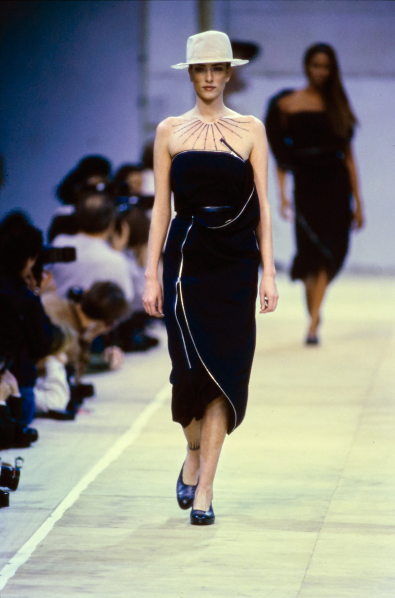 Comme Des Garcons fashion show for Spring/Summer 1992