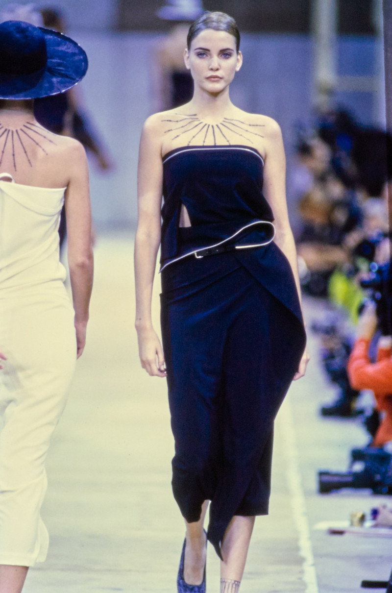 Comme Des Garcons fashion show for Spring/Summer 1992