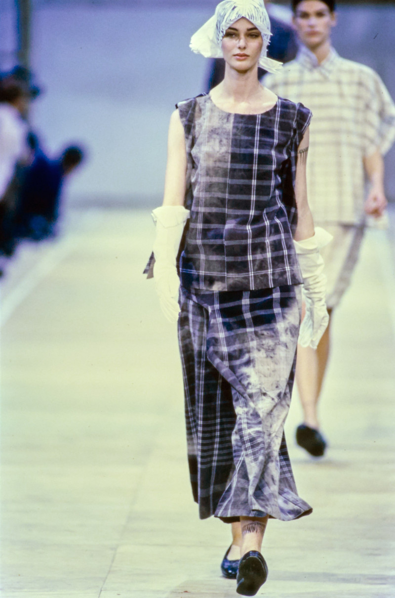 Comme Des Garcons fashion show for Spring/Summer 1992