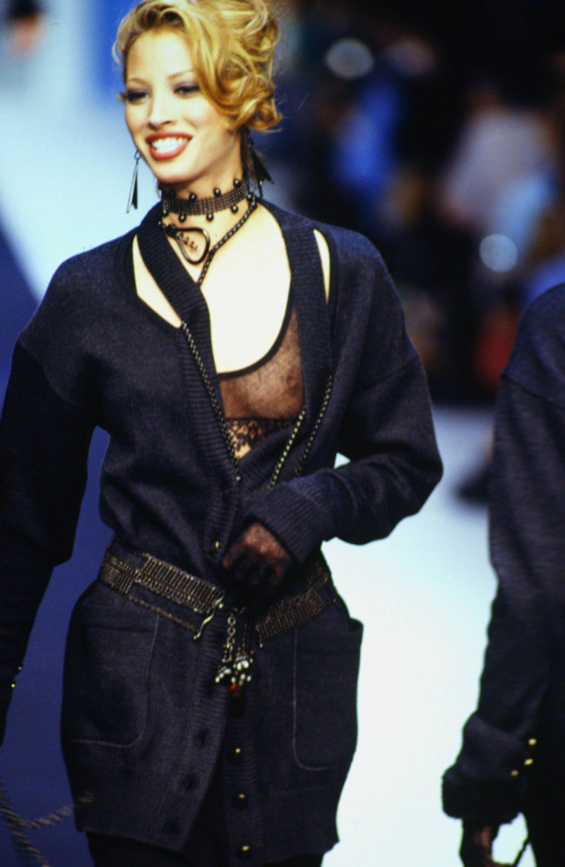 Christy Turlington featured in  the Karl Lagerfeld fashion show for Autumn/Winter 1992