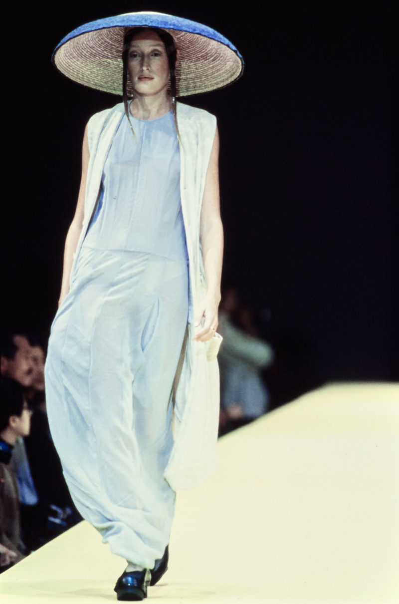 Comme Des Garcons fashion show for Spring/Summer 1993