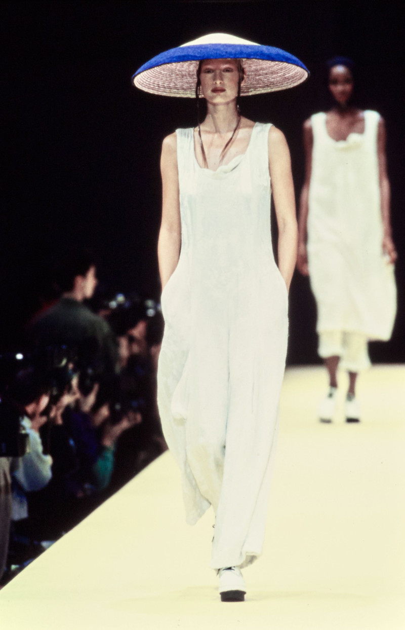 Comme Des Garcons fashion show for Spring/Summer 1993