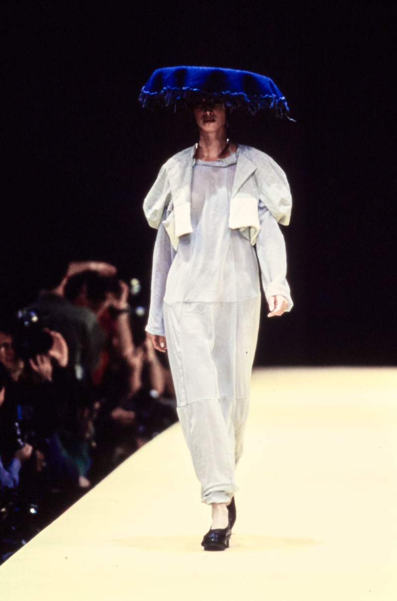 Comme Des Garcons fashion show for Spring/Summer 1993