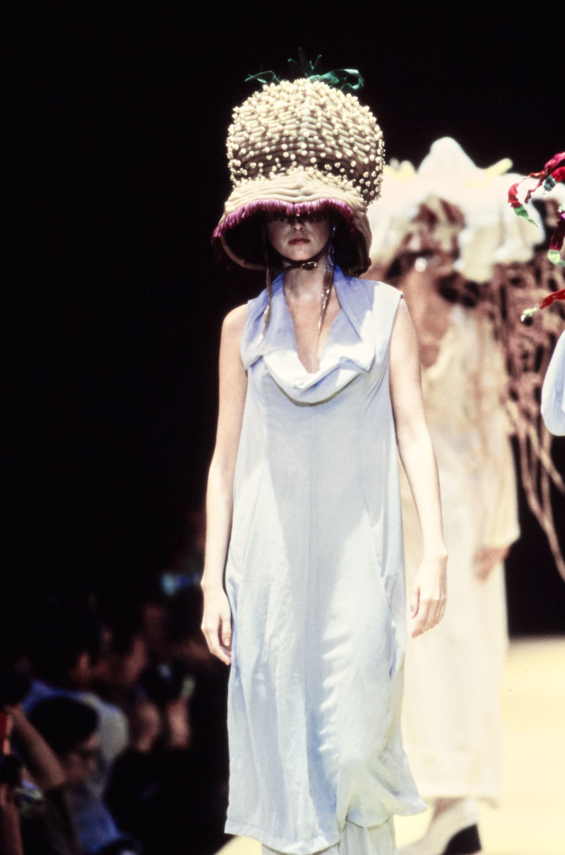 Comme Des Garcons fashion show for Spring/Summer 1993