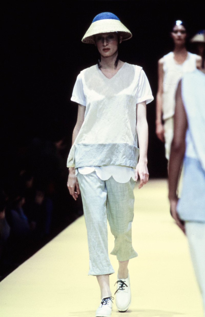 Comme Des Garcons fashion show for Spring/Summer 1993