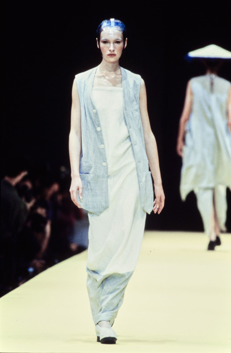 Comme des Garçons fashion show for Spring/Summer 1993