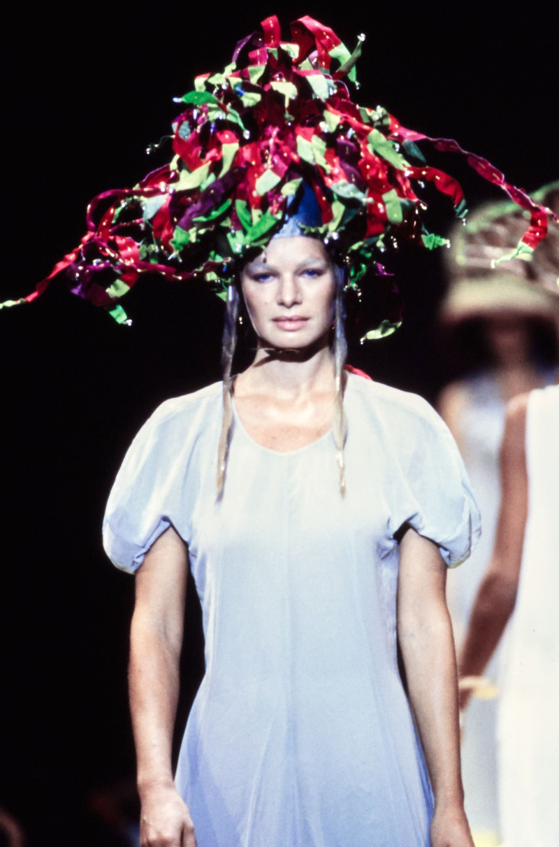 Comme Des Garcons fashion show for Spring/Summer 1993