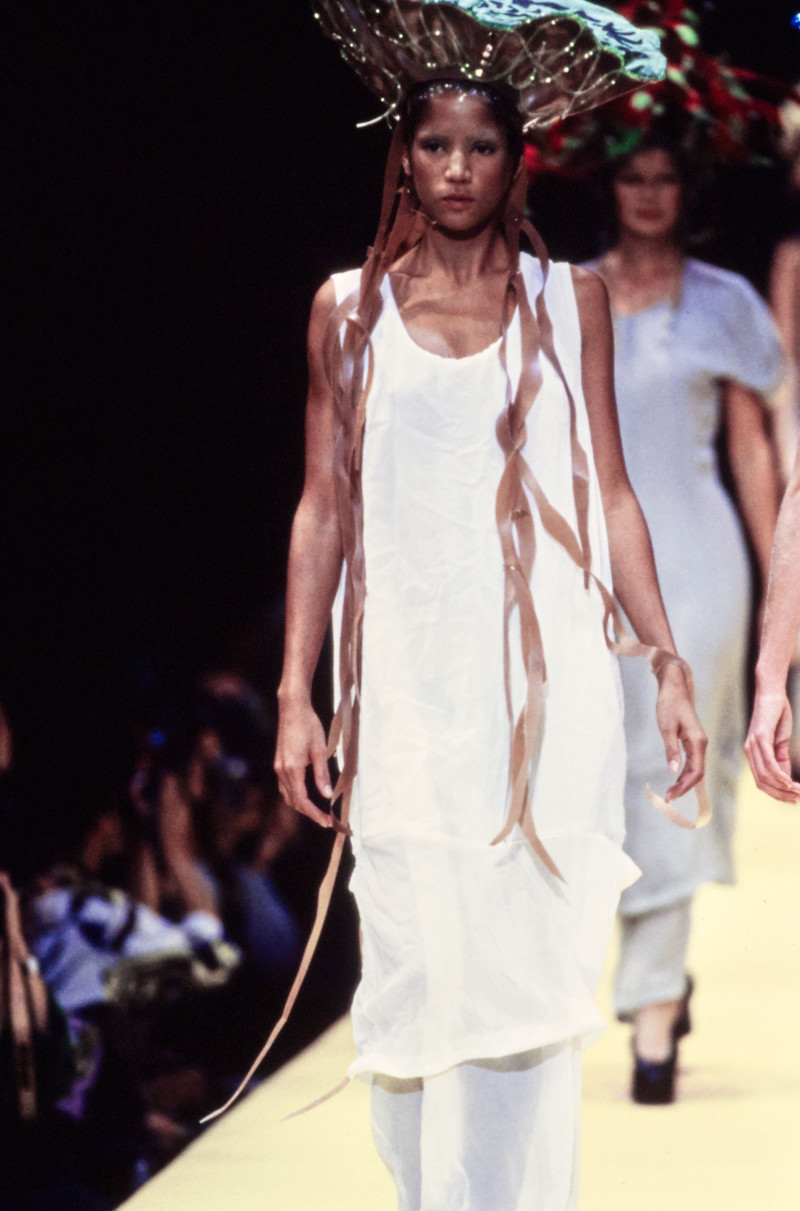 Comme Des Garcons fashion show for Spring/Summer 1993
