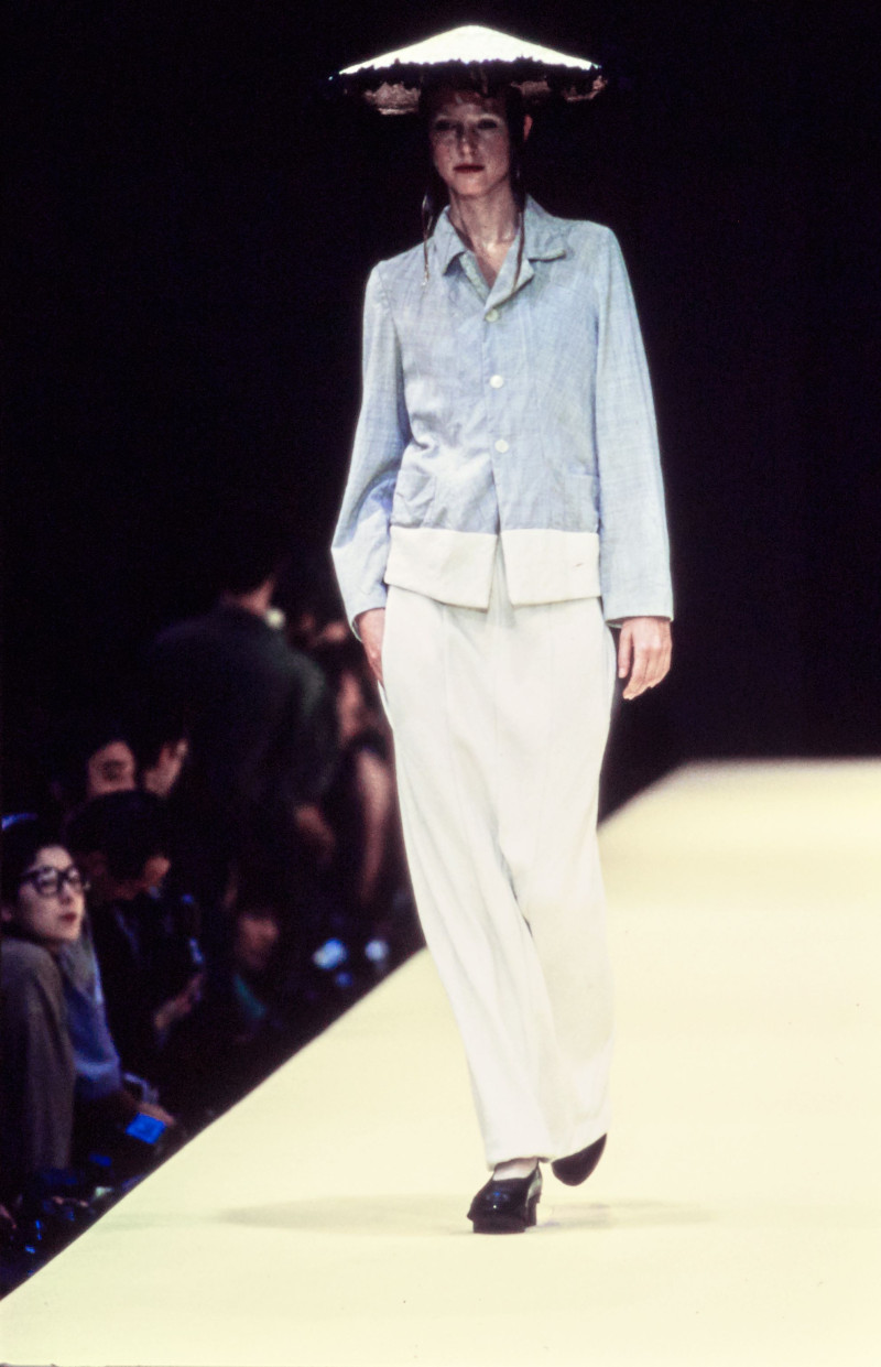 Comme Des Garcons fashion show for Spring/Summer 1993