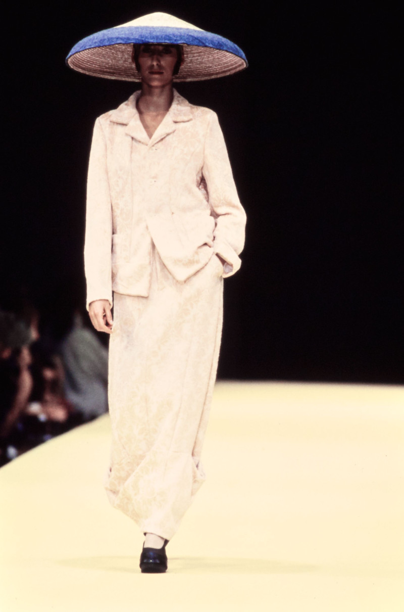 Comme Des Garcons fashion show for Spring/Summer 1993