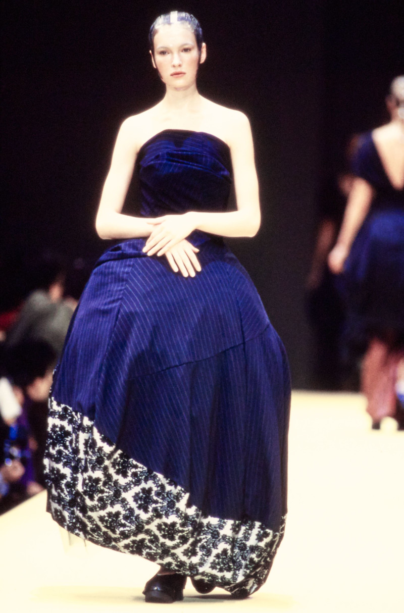 Comme Des Garcons fashion show for Spring/Summer 1993