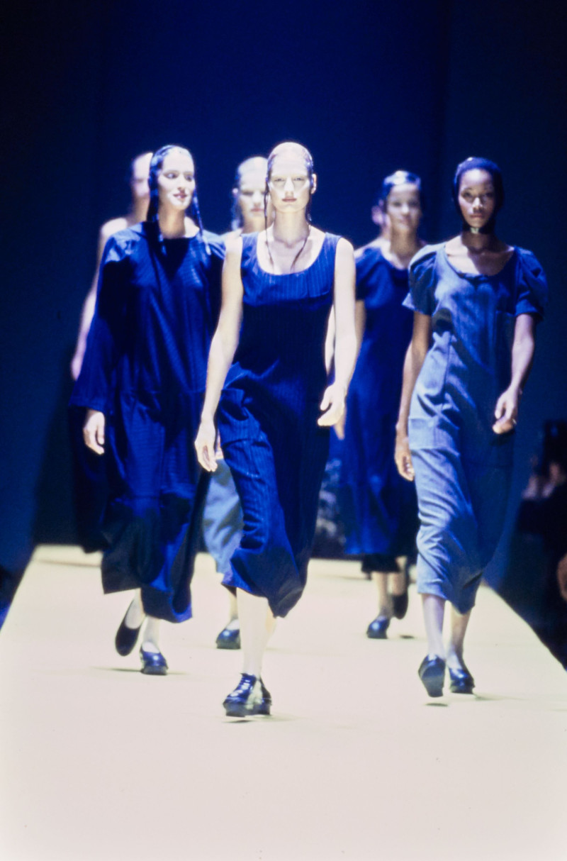 Comme Des Garcons fashion show for Spring/Summer 1993