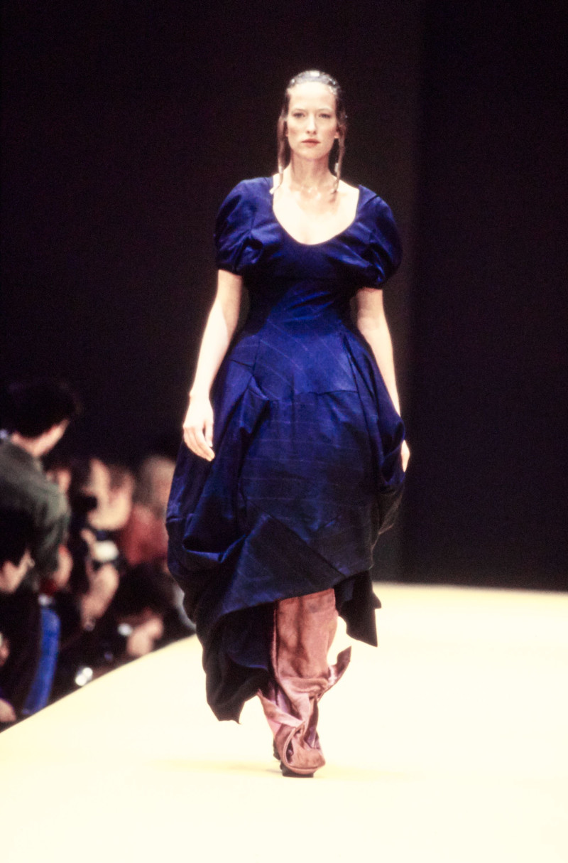 Comme Des Garcons fashion show for Spring/Summer 1993