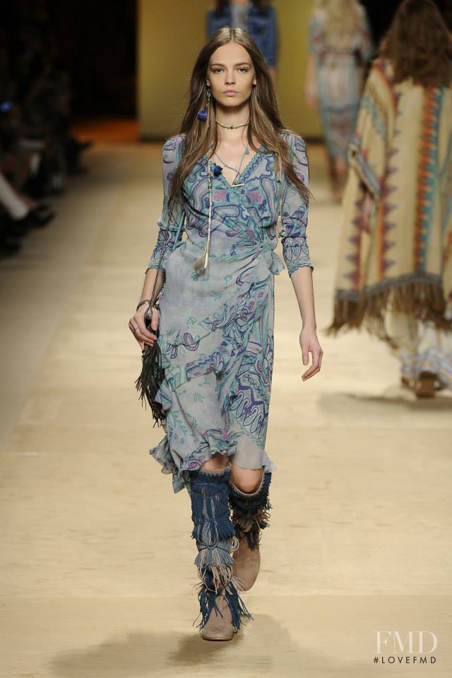 Mina Cvetkovic featured in  the Etro fashion show for Spring/Summer 2015
