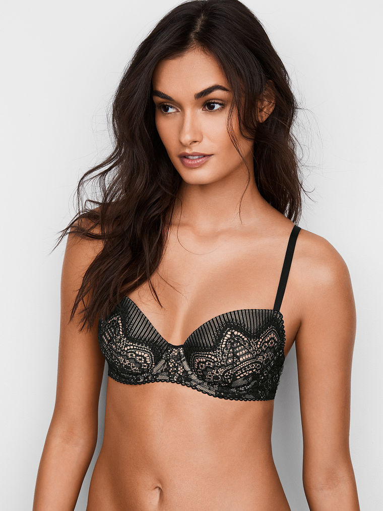 Gizele Oliveira featured in  the Victoria\'s Secret catalogue for Spring/Summer 2018