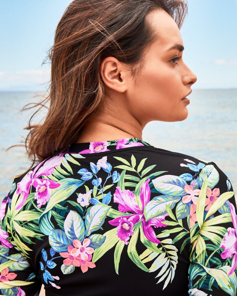 Gizele Oliveira featured in  the Tommy Bahama advertisement for Resort 2023