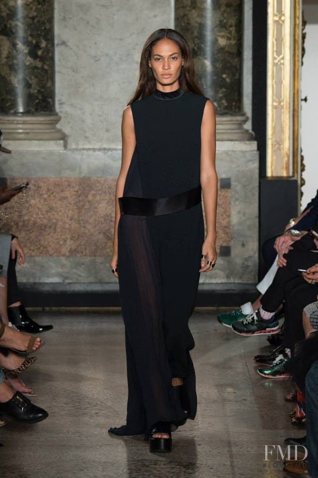 Joan Smalls featured in  the Ports 1961 fashion show for Spring/Summer 2015