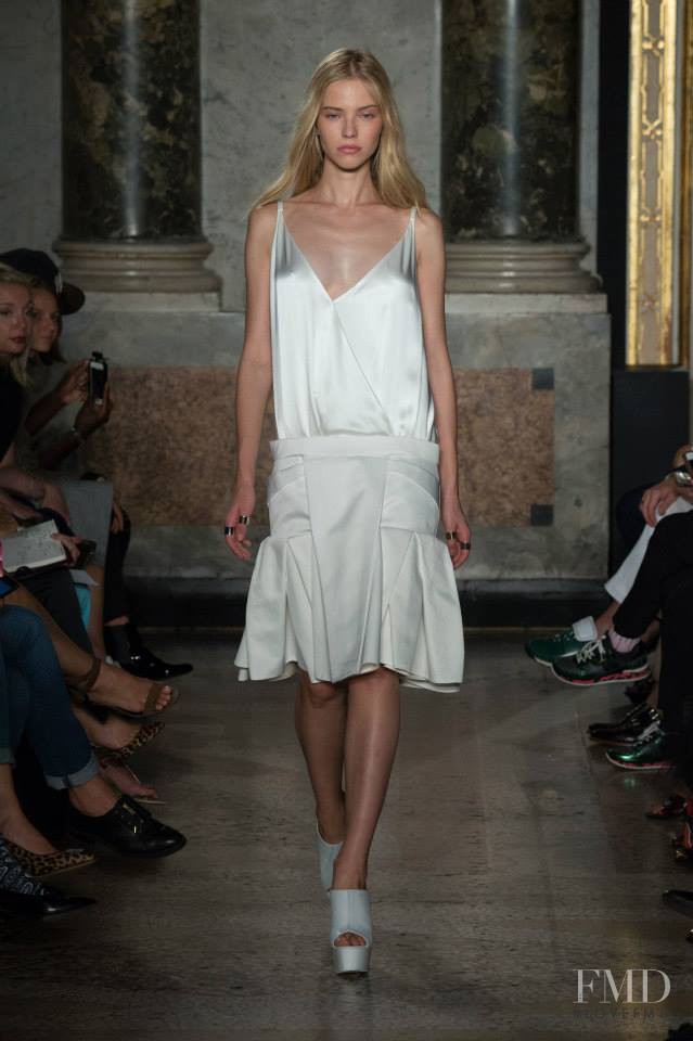 Sasha Luss featured in  the Ports 1961 fashion show for Spring/Summer 2015