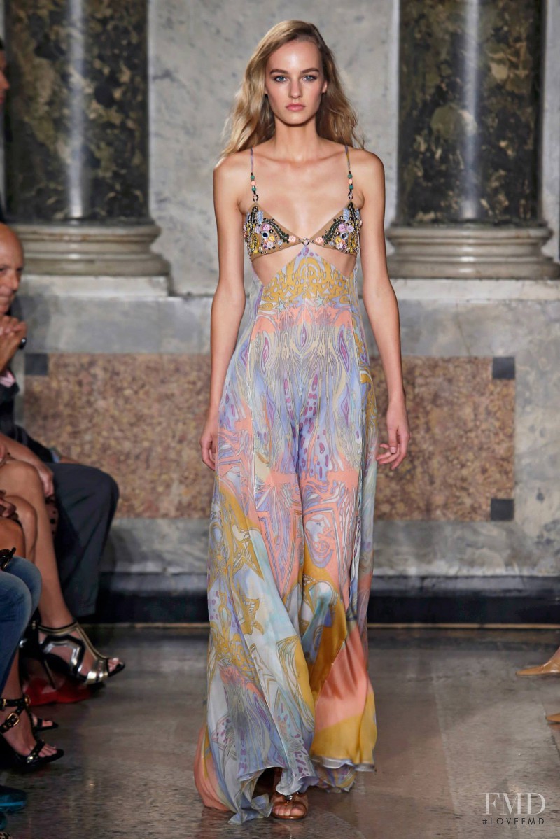 Maartje Verhoef featured in  the Pucci fashion show for Spring/Summer 2015