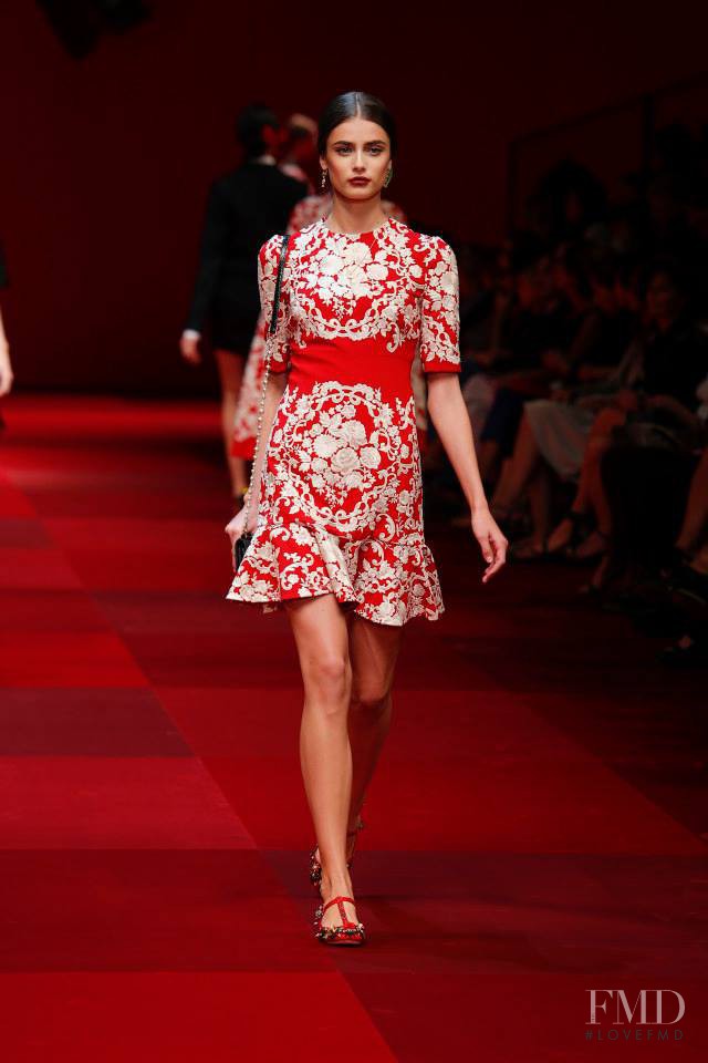 Taylor Hill featured in  the Dolce & Gabbana fashion show for Spring/Summer 2015